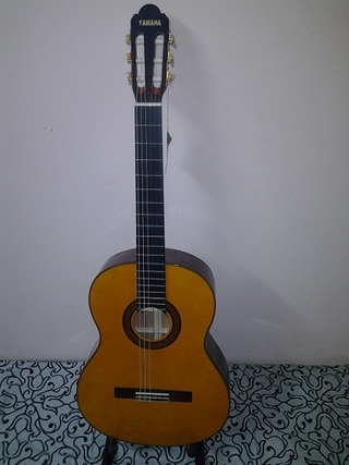 Đàn Guitar Yamaha Classic CG20